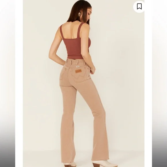 Wrangler Highrise Bootcut jeans